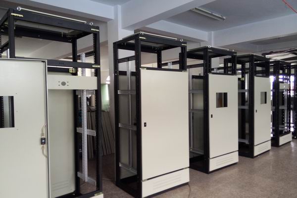 安多配电柜-3683厂家配电柜检修需要注意的